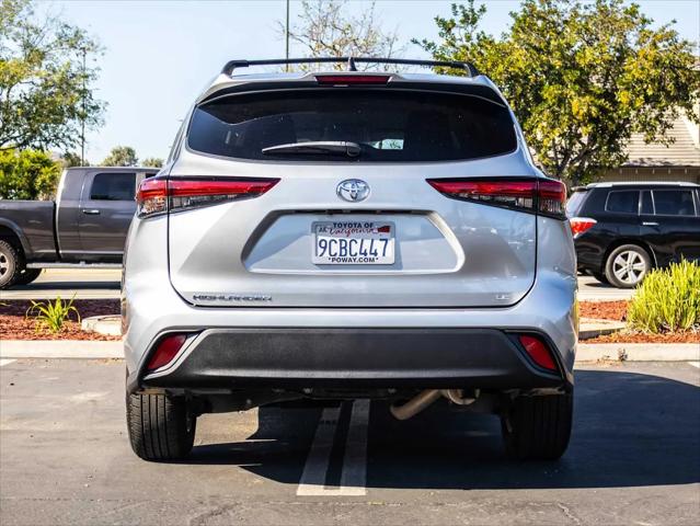 2022 Toyota Highlander LE
