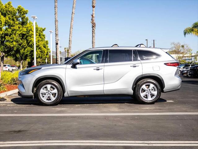 2022 Toyota Highlander LE