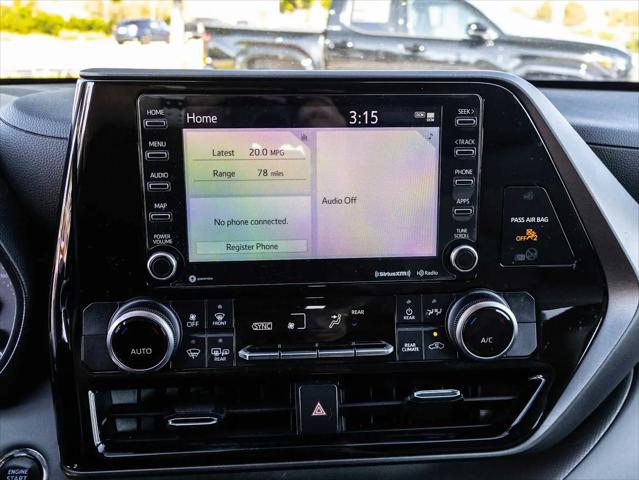 2022 Toyota Highlander LE