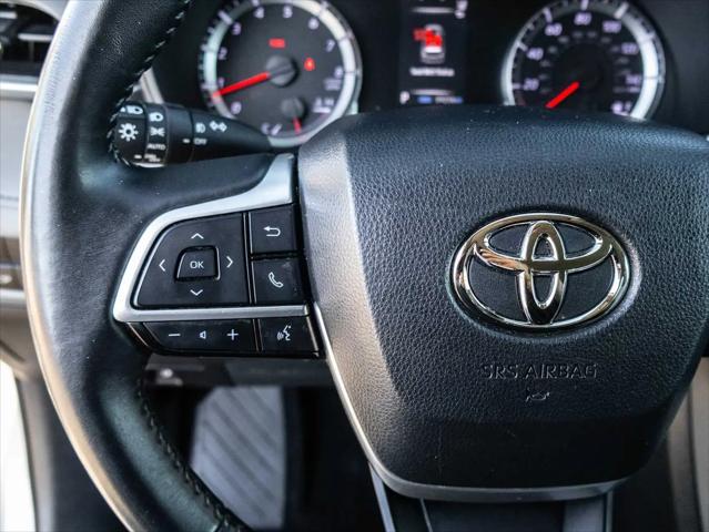 2022 Toyota Highlander LE