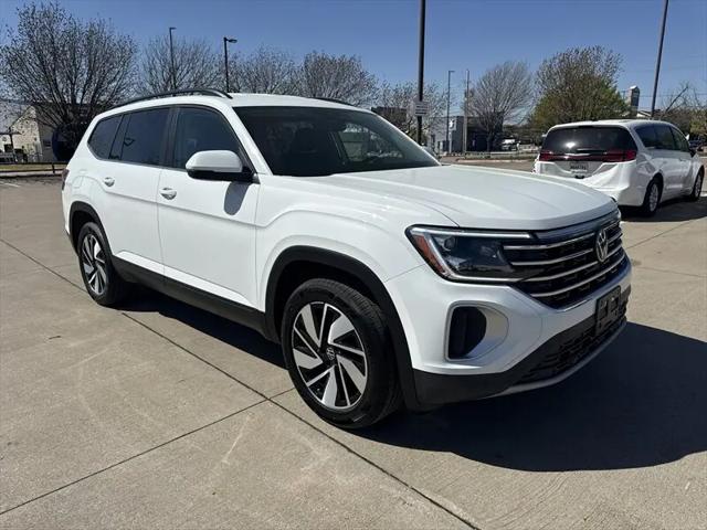 2025 Volkswagen Atlas 2.0T SE w/Technology