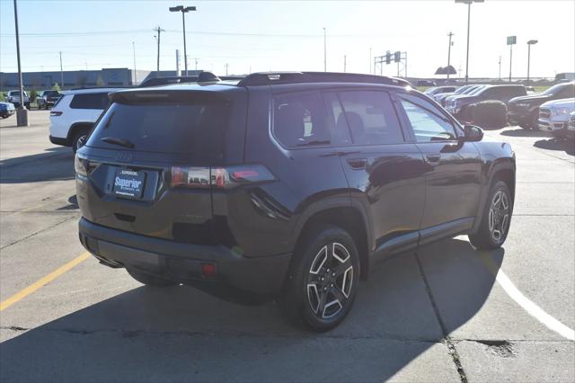 2026 Jeep Cherokee Laredo 4x4