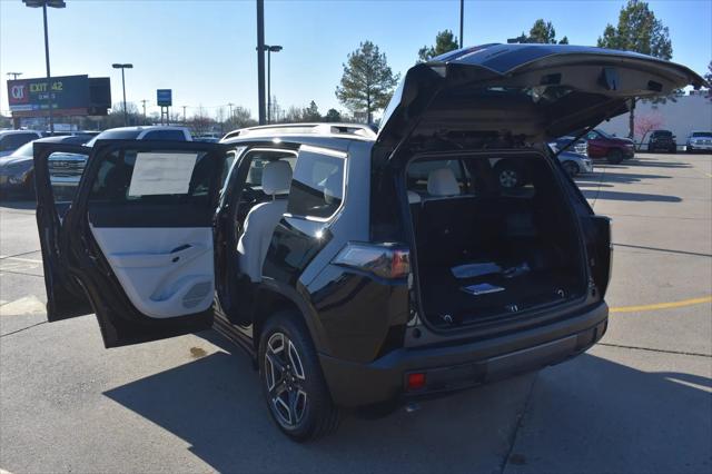 2026 Jeep Cherokee Laredo 4x4