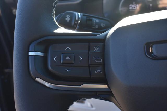 2026 Jeep Cherokee Laredo 4x4