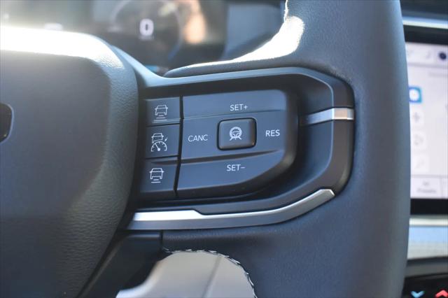 2026 Jeep Cherokee Laredo 4x4