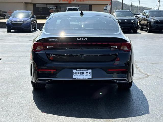 2022 Kia K5 EX