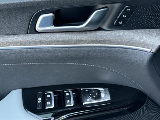 2022 Kia K5 EX