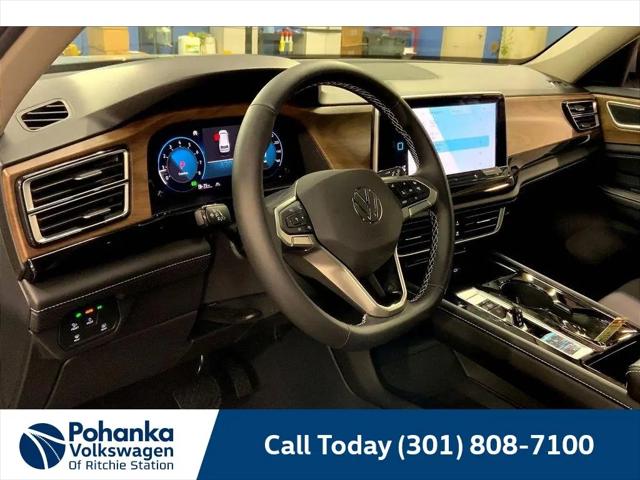 2026 Volkswagen Atlas SE with Technology