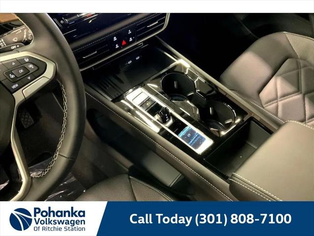 2026 Volkswagen Atlas SE with Technology