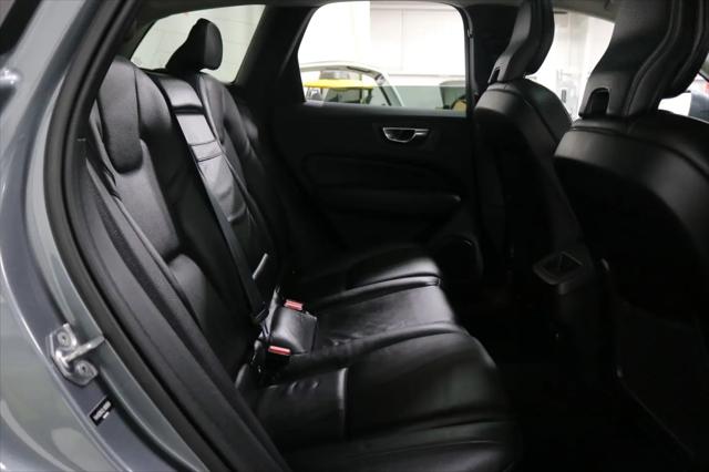 2020 Volvo XC60 T5 Momentum