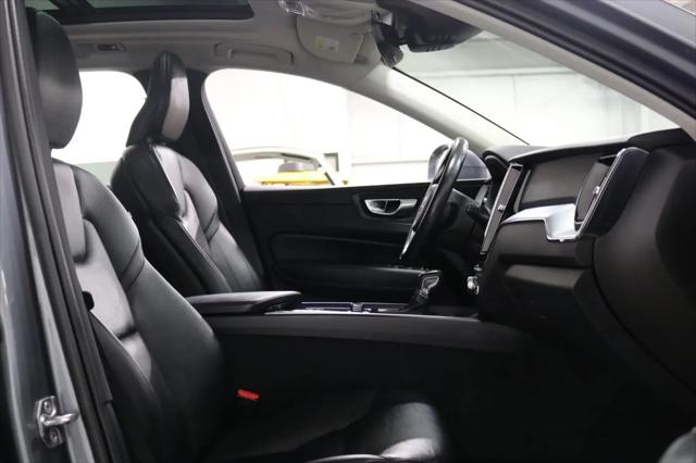 2020 Volvo XC60 T5 Momentum