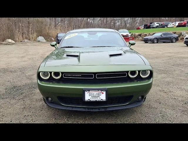 2022 Dodge Challenger SXT AWD
