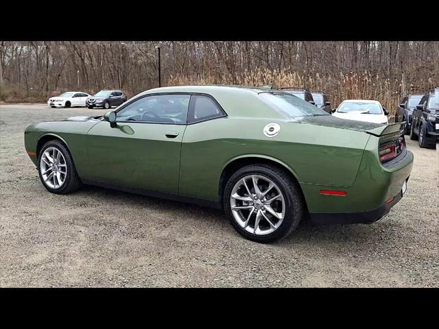 2022 Dodge Challenger SXT AWD