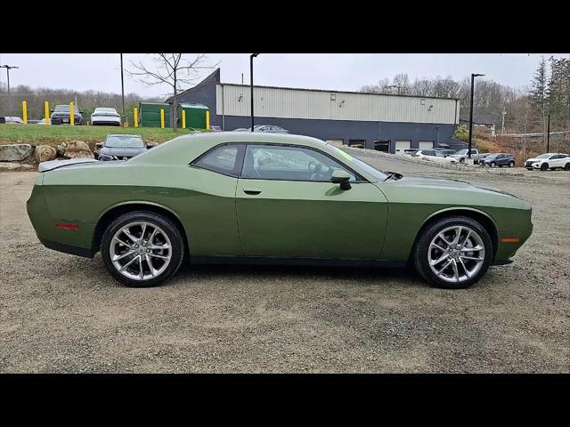 2022 Dodge Challenger SXT AWD