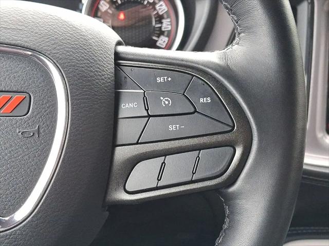 2022 Dodge Challenger SXT AWD
