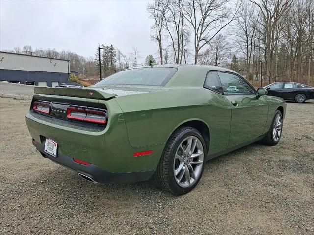 2022 Dodge Challenger SXT AWD