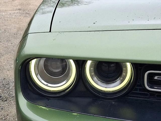 2022 Dodge Challenger SXT AWD