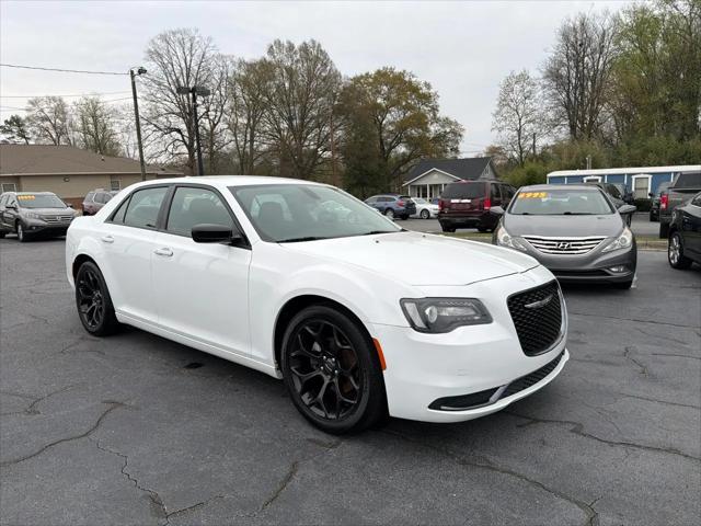 2019 Chrysler 300 Touring