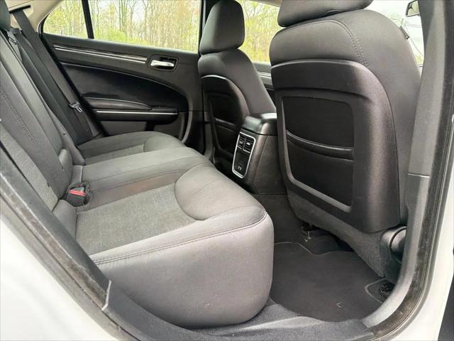2019 Chrysler 300 Touring