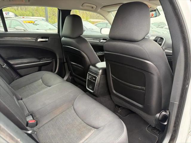 2019 Chrysler 300 Touring