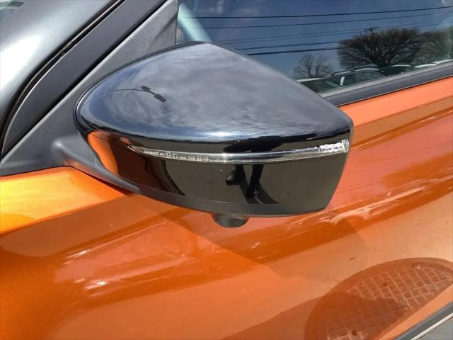 2024 Nissan Kicks SR Xtronic CVT