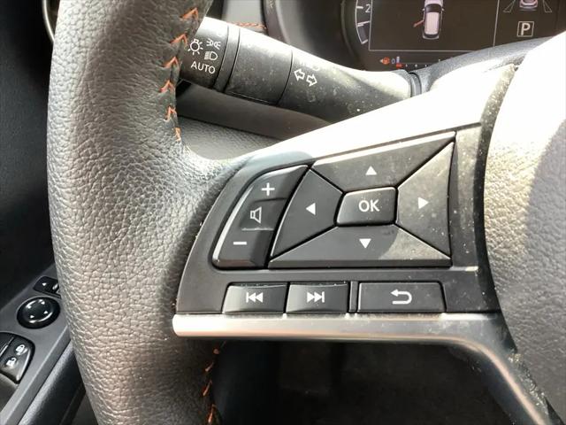 2024 Nissan Kicks SR Xtronic CVT