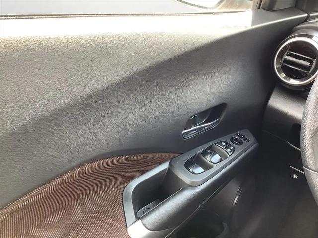 2024 Nissan Kicks SR Xtronic CVT