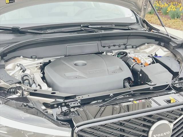 2026 Volvo XC60 Plug-In Hybrid Ultra, T8 AWD Electric/Gasoline, Dark