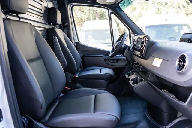 2026 Mercedes-Benz Sprinter 2500 Standard Roof 4-Cyl Diesel