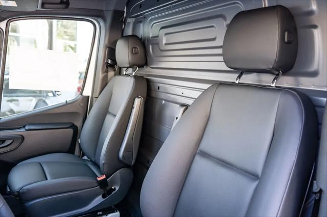 2026 Mercedes-Benz Sprinter 2500 Standard Roof 4-Cyl Diesel