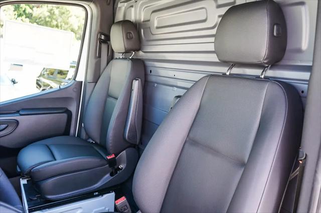 2026 Mercedes-Benz Sprinter 3500XD High Roof 4-Cyl Diesel HO
