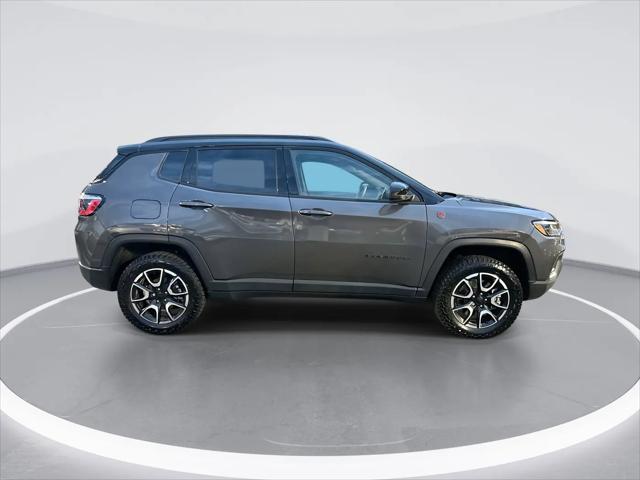 2024 Jeep Compass Trailhawk 4x4