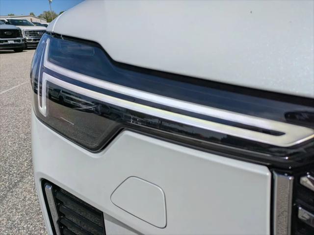 2026 Volvo XC90 Core, B5 AWD Gas (mild hybrid), Gasoline, Bright, 7 Seats