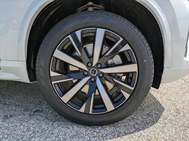 2026 Volvo XC90 Core, B5 AWD Gas (mild hybrid), Gasoline, Bright, 7 Seats