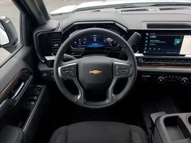 2026 Chevrolet Silverado 1500 4WD Crew Cab Standard Bed LT