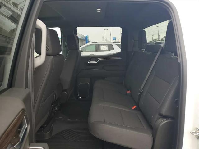 2026 Chevrolet Silverado 1500 4WD Crew Cab Standard Bed LT