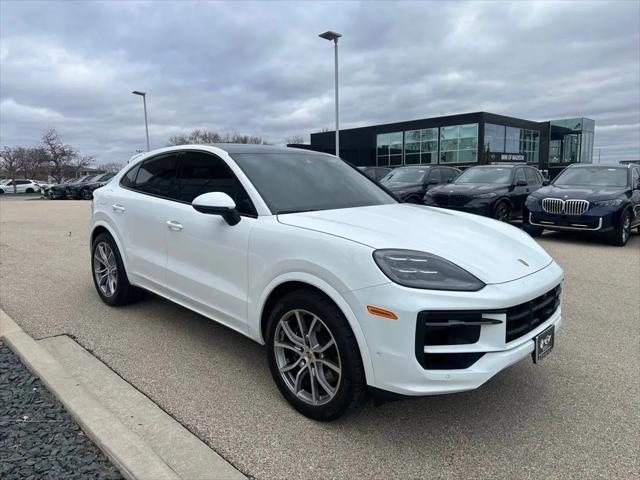 2025 Porsche Cayenne Cayenne for sale in Madison, WI
