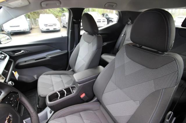 2027 Chevrolet Bolt LT FWD