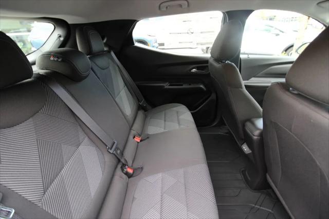 2027 Chevrolet Bolt LT FWD