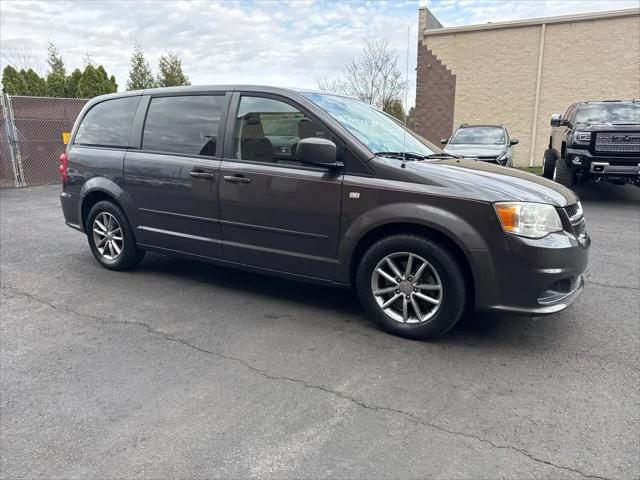 2014 Dodge Grand Caravan SE 30th Anniversary