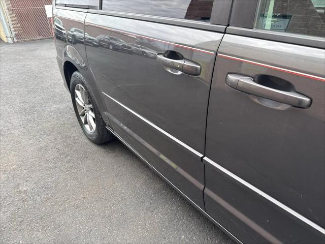 2014 Dodge Grand Caravan SE 30th Anniversary