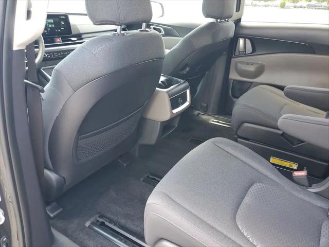 2026 Kia Carnival MPV LX