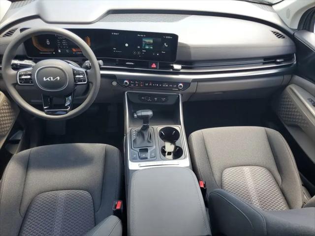 2026 Kia Carnival MPV LX