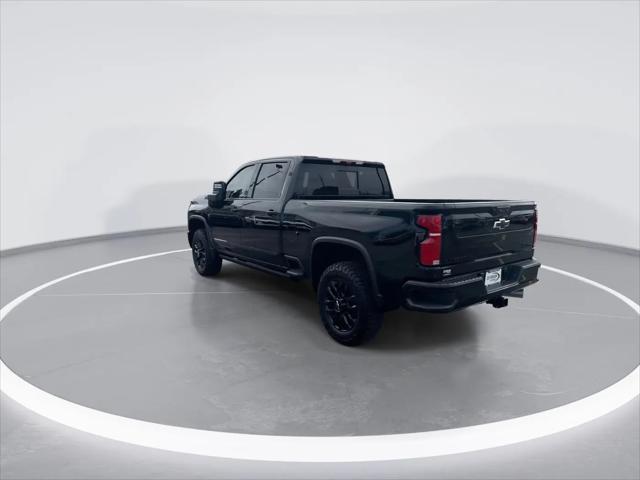 2026 Chevrolet Silverado 2500HD Crew Cab, Standard Bed, High Country, 4WD