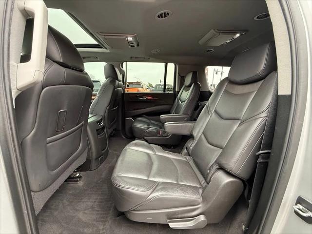 2020 Cadillac Escalade ESV 4WD Luxury
