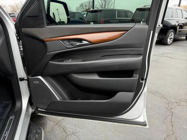 2020 Cadillac Escalade ESV 4WD Luxury