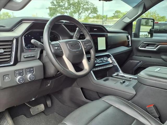 2025 GMC Sierra 2500HD Crew Cab, Long Bed, Denali, 4WD