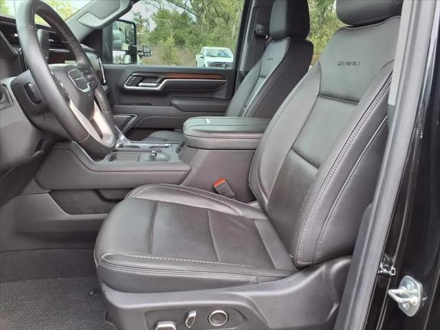 2025 GMC Sierra 2500HD Crew Cab, Long Bed, Denali, 4WD