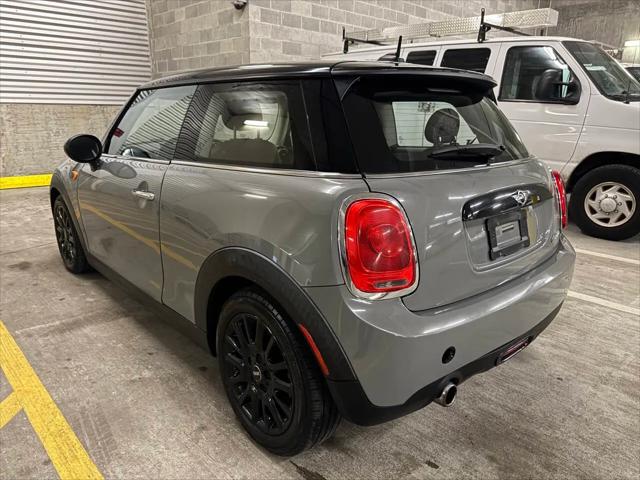 2016 MINI Hardtop Cooper