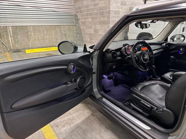2016 MINI Hardtop Cooper